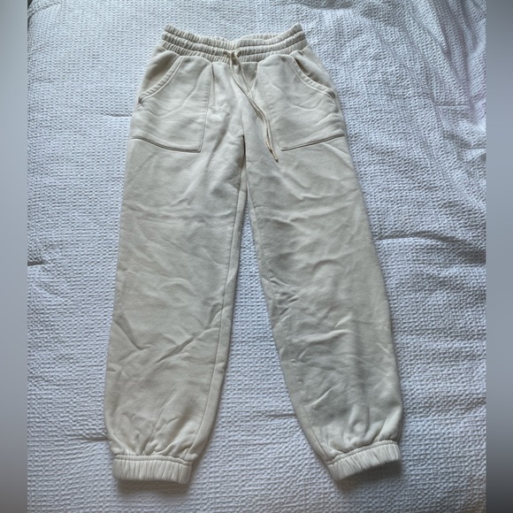 Target matching sweat-set cream. Size M top and size XS bottoms. - Picture 2 of 3